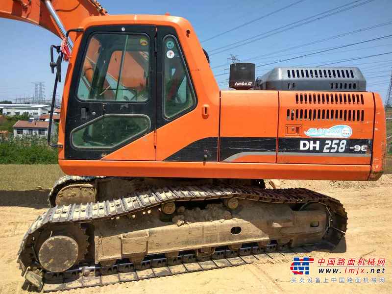 山东出售转让二手8700小时2012年斗山DH215挖掘机