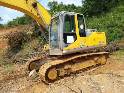 安徽出售转让二手7000小时2012年徐工XE215CA挖掘机