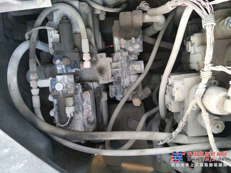 江西出售转让二手8500小时2010年神钢SK135USR挖掘机