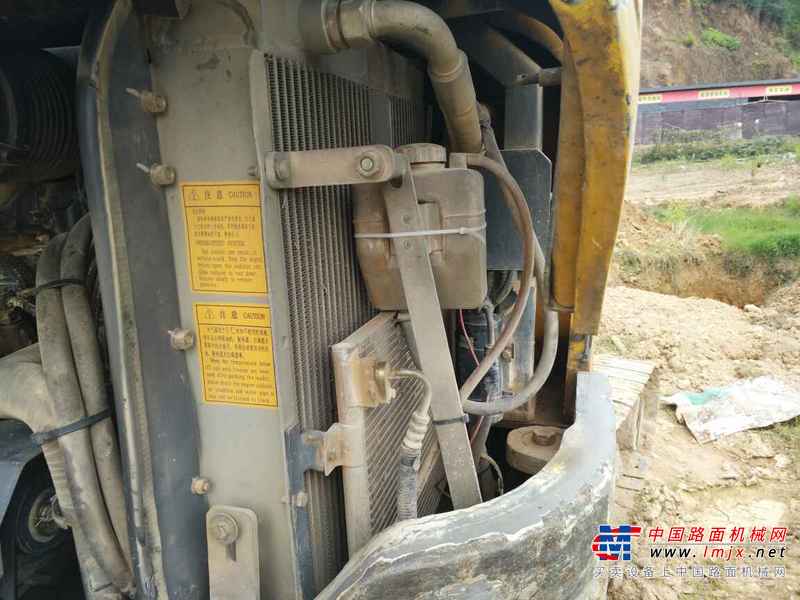 江西出售转让二手8900小时2010年徐工XE60挖掘机