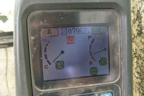 河南出售转让二手8000小时2010年小松PC270挖掘机