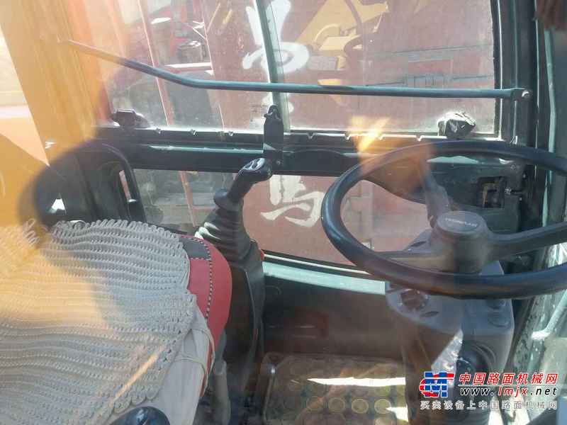 山西出售转让二手4500小时2013年现代轮挖R210W挖掘机