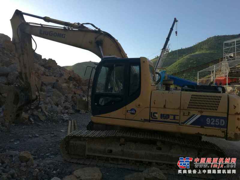 山东出售转让二手6252小时2011年柳工CLG922D挖掘机