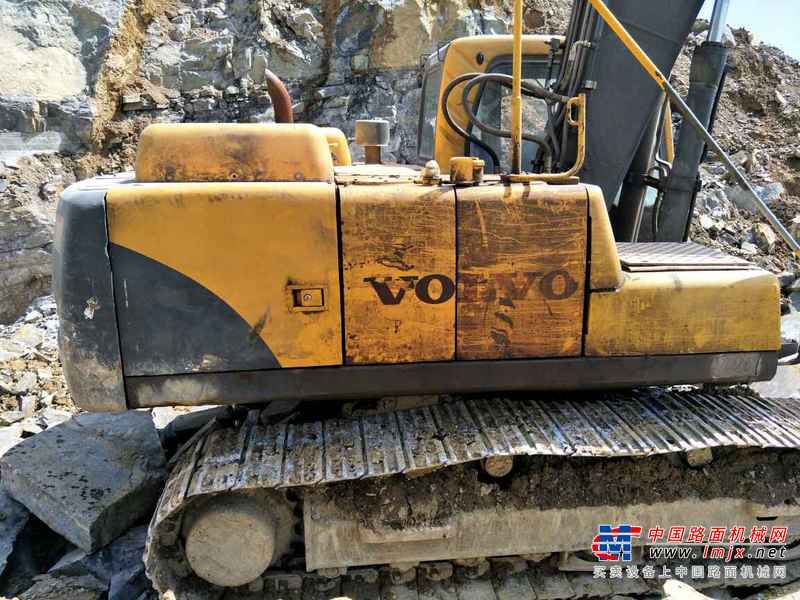 贵州出售转让二手8600小时2009年沃尔沃EC210B挖掘机