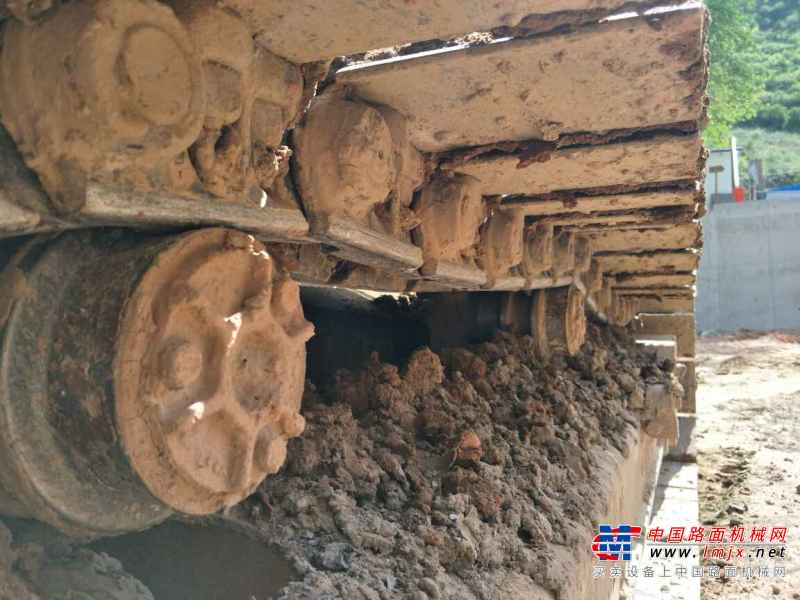 甘肃出售转让二手7000小时2011年临工LG6210挖掘机