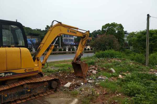 江西出售转让二手6700小时2011年厦工XG806挖掘机