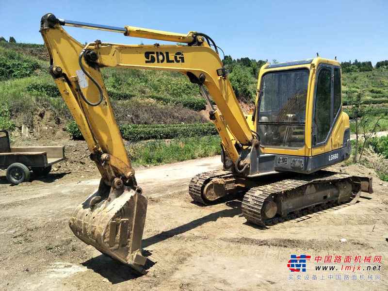 山东出售转让二手7752小时2010年临工LG660挖掘机
