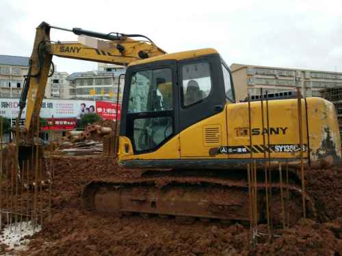 江西出售转让二手9000小时2009年三一重工SY135C挖掘机