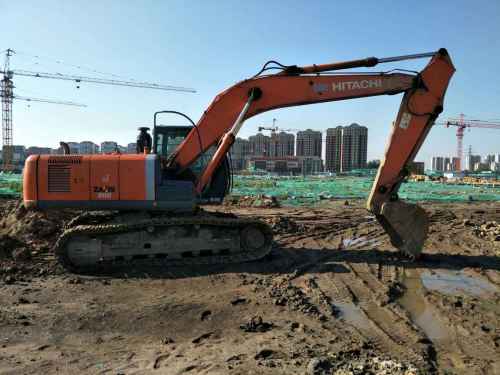 天津出售转让二手12000小时2010年日立ZX200挖掘机