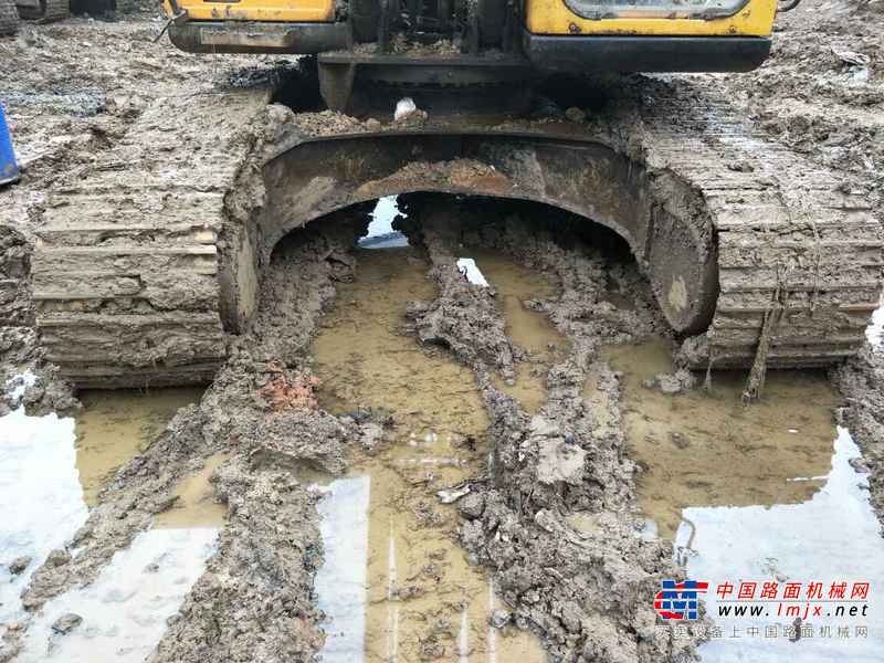 湖南出售转让二手6800小时2011年三一重工SY215C挖掘机