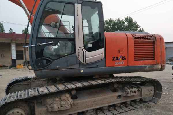 江苏出售转让二手10000小时2010年日立ZX210LC挖掘机