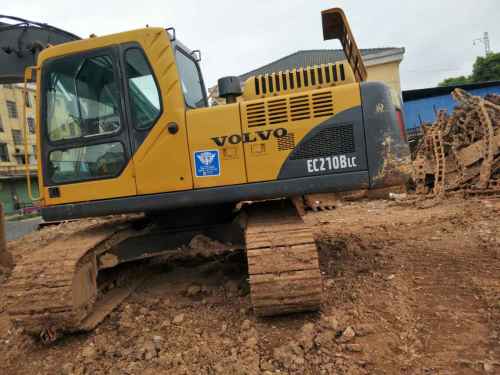 江西出售转让二手5600小时2013年沃尔沃EC210B挖掘机