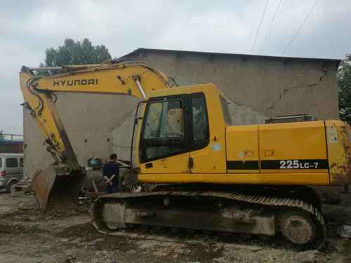 山东出售转让二手9856小时2008年现代R225LC挖掘机