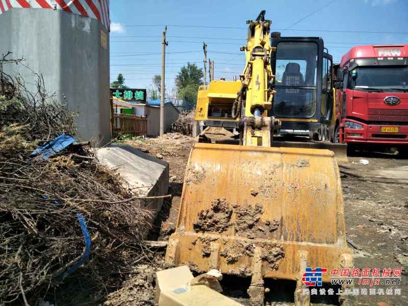 辽宁出售转让二手4000小时2014年山重建机JCM908C挖掘机