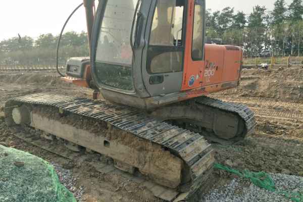 天津出售转让二手14000小时2008年日立ZX200挖掘机
