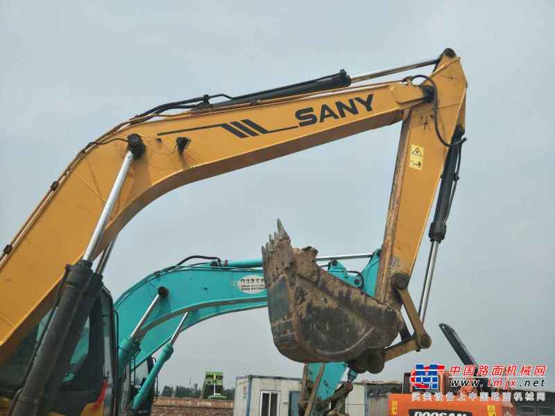 北京出售转让二手4369小时2011年三一重工SY215C挖掘机