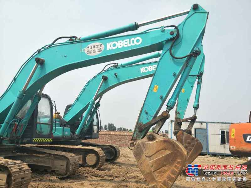 北京出售转让二手6198小时2011年神钢SK260LC挖掘机