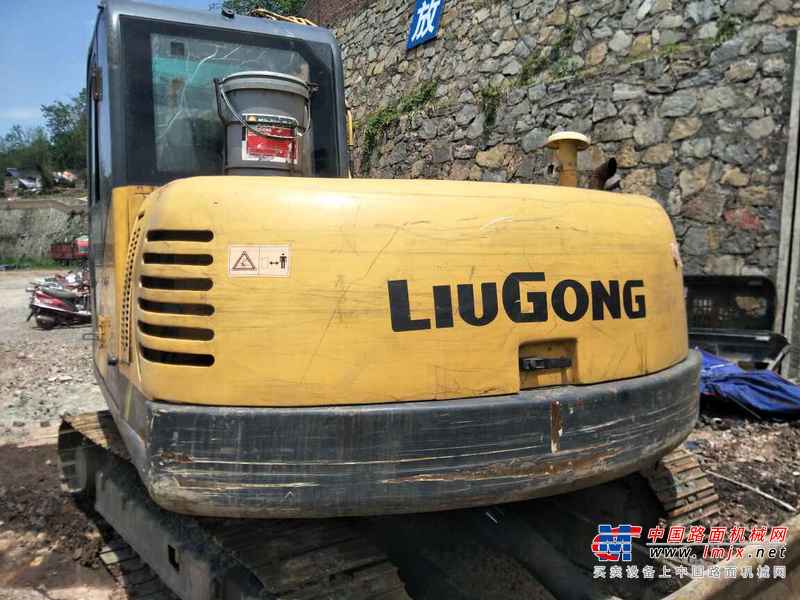 四川出售转让二手9000小时2010年柳工CLG908C挖掘机