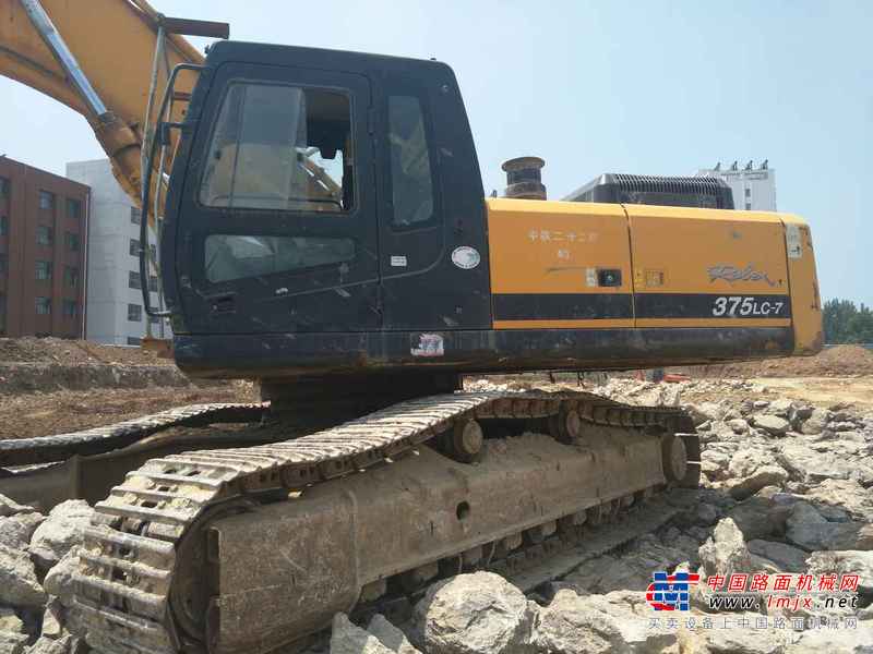 山东出售转让二手10000小时2009年现代R375LC挖掘机