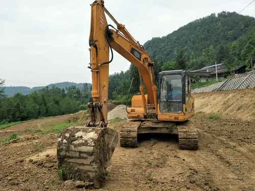 四川出售转让二手8273小时2011年福田雷沃FR150挖掘机