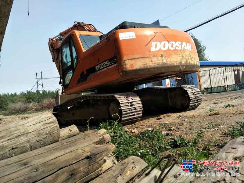 辽宁出售转让二手10028小时2008年斗山DH225挖掘机
