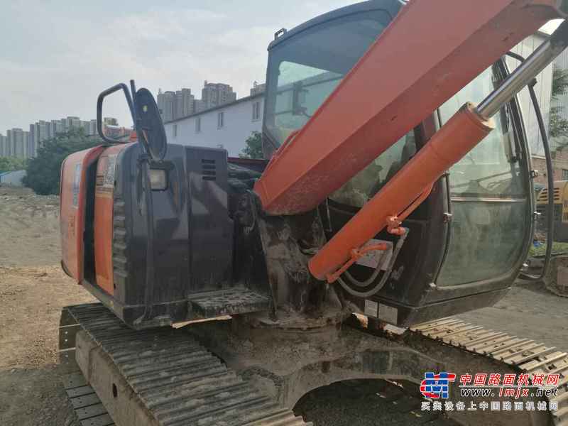 河南出售转让二手3000小时2013年日立ZX70挖掘机