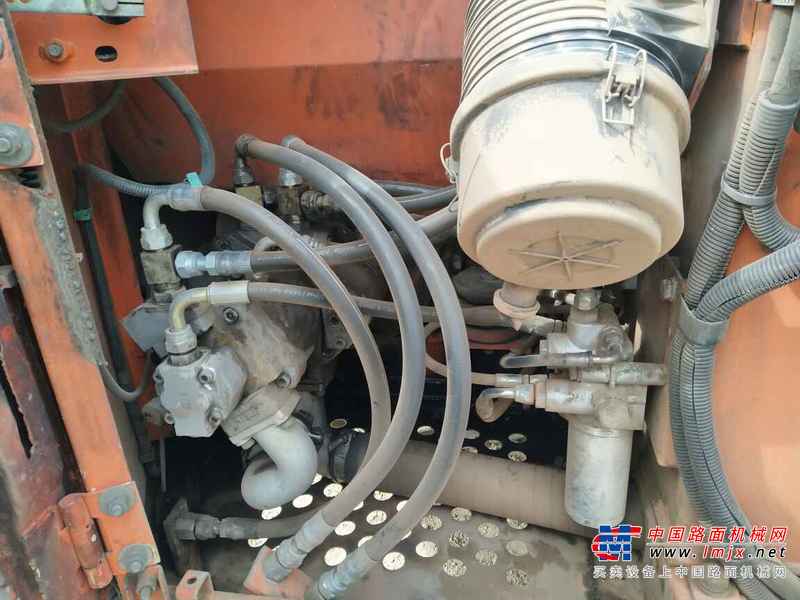 江苏出售转让二手10000小时2010年日立ZX70挖掘机