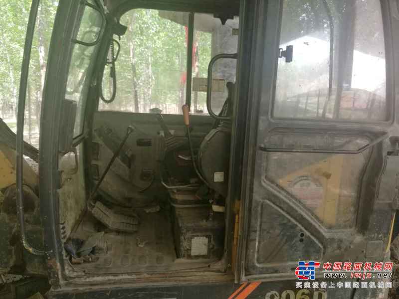 山东出售转让二手6891小时2013年柳工CLG906D挖掘机