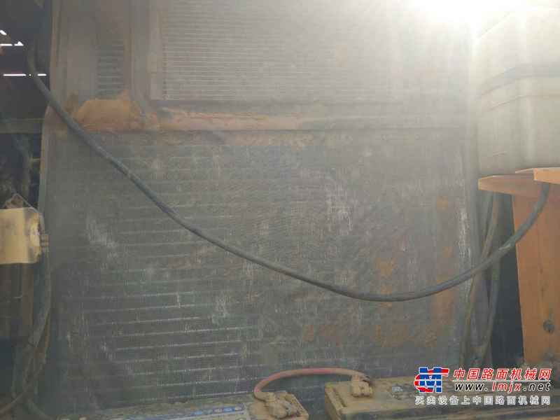 山东出售转让二手8900小时2009年现代R225LC挖掘机