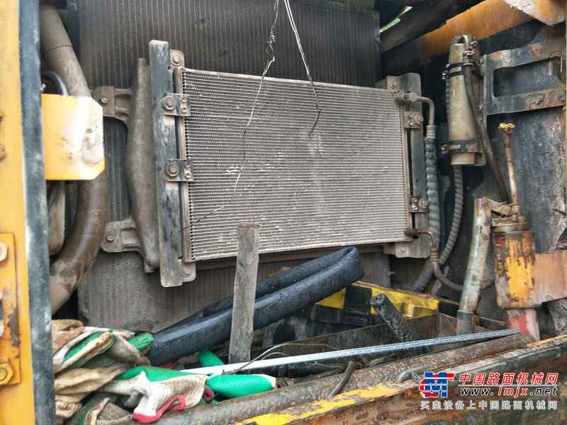 湖南出售转让二手8000小时2012年三一重工SY215C挖掘机
