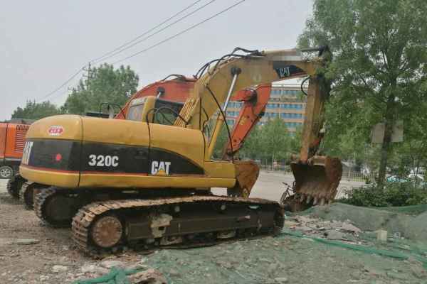 山东出售转让二手8087小时2006年卡特彼勒320C挖掘机