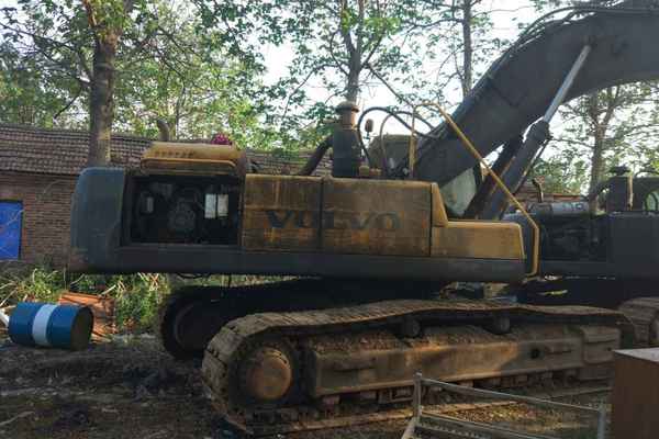 山东出售转让二手11000小时2011年沃尔沃EC460BLC挖掘机