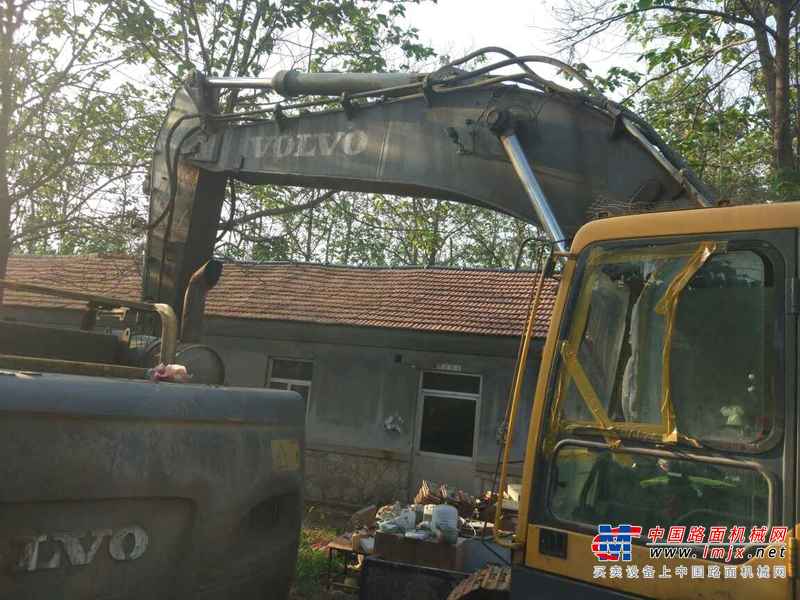 山东出售转让二手11000小时2011年沃尔沃EC460BLC挖掘机