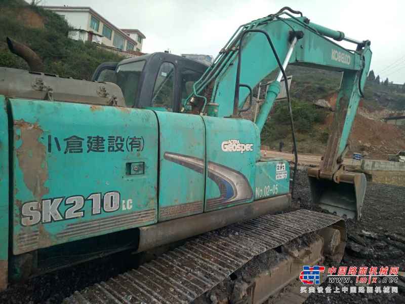 贵州出售转让二手9000小时2010年神钢SK210挖掘机
