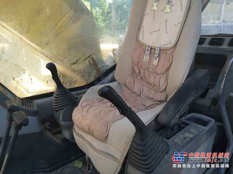 河南出售转让二手12000小时2004年小松PC220挖掘机