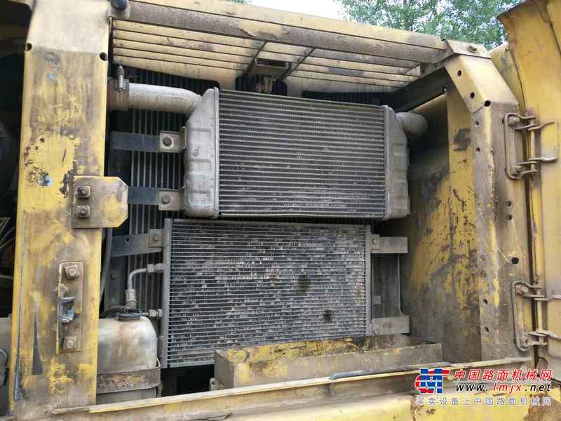 河南出售转让二手10600小时2004年小松PC200挖掘机