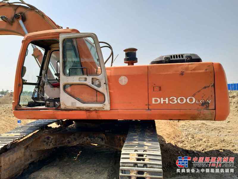 河北出售转让二手20000小时2005年大宇DH300LC挖掘机