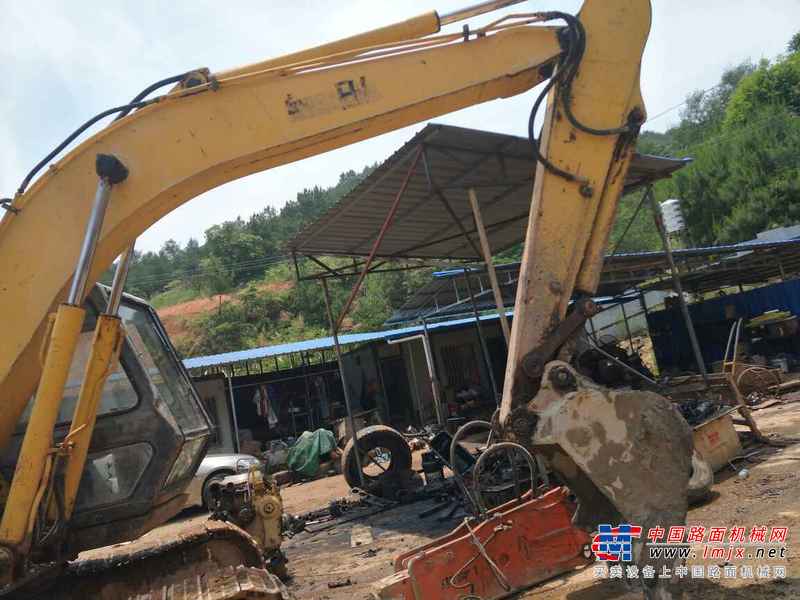 广东出售转让二手16800小时2003年住友S265F2挖掘机