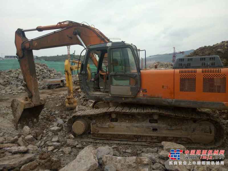贵州出售转让二手11000小时2010年日立ZX350H挖掘机