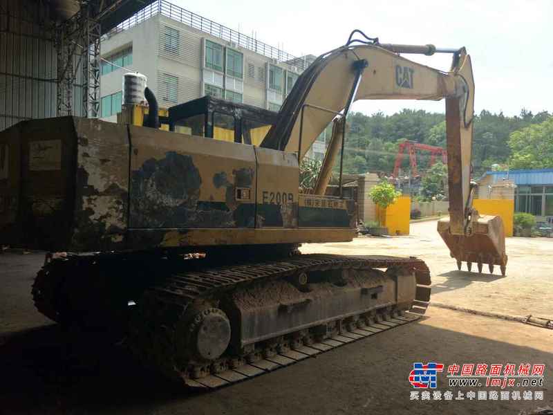 广东出售转让二手17000小时2003年卡特彼勒200B挖掘机