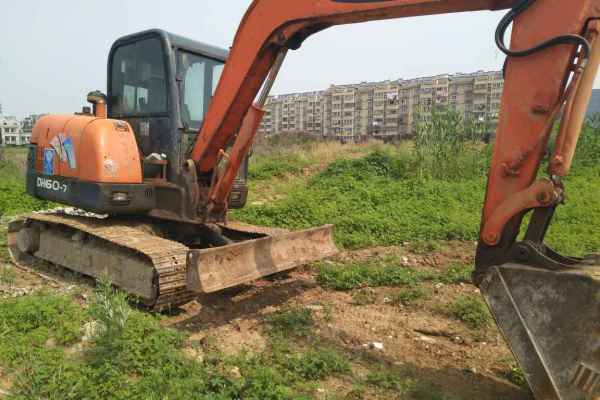 江苏出售转让二手8000小时2011年斗山DH60挖掘机