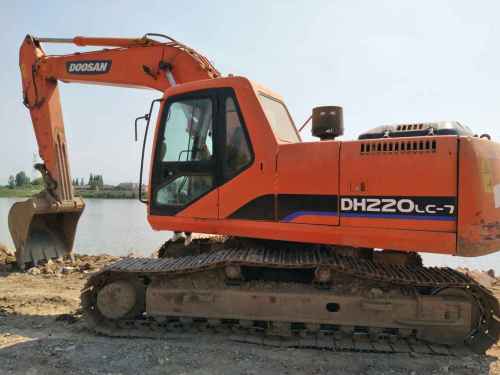 江苏出售转让二手5700小时2010年斗山DH220LC挖掘机