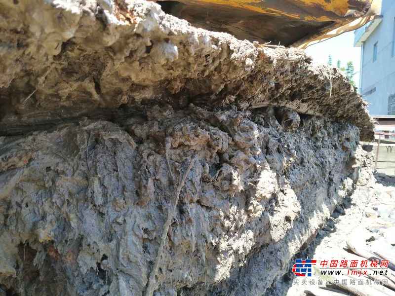 江西出售转让二手8500小时2009年住友SH210LC挖掘机