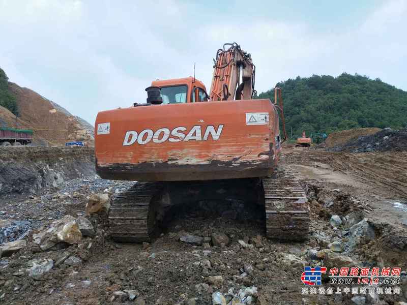 江西出售转让二手15000小时2006年大宇DH220LC挖掘机