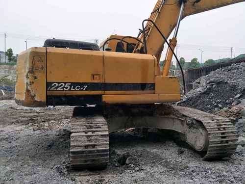 江西出售转让二手12000小时2008年现代R225LC挖掘机