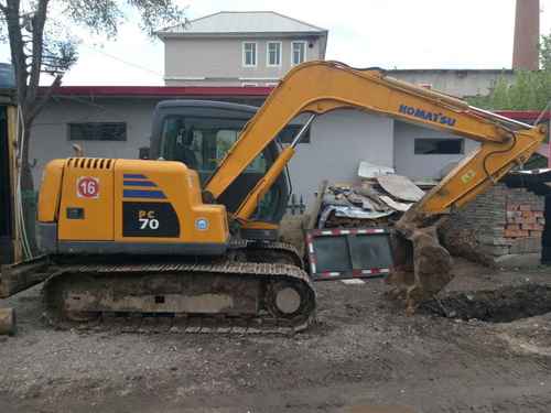 吉林出售转让二手9000小时2009年山重建机JCM907C挖掘机