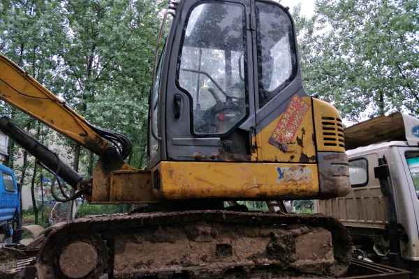 河南出售转让二手7438小时2011年徐工XE60挖掘机