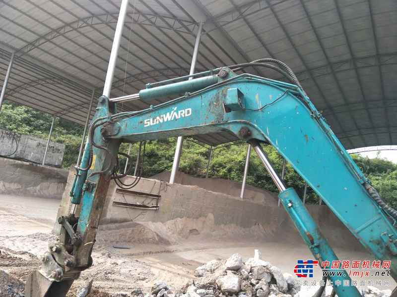 贵州出售转让二手5600小时2010年山河智能SWE70N9挖掘机