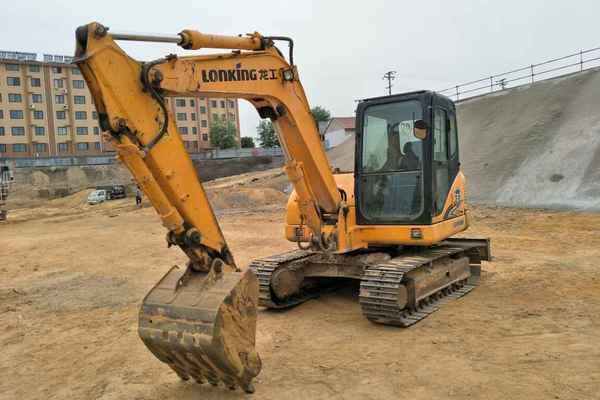 山东出售转让二手8500小时2011年龙工LG6085挖掘机