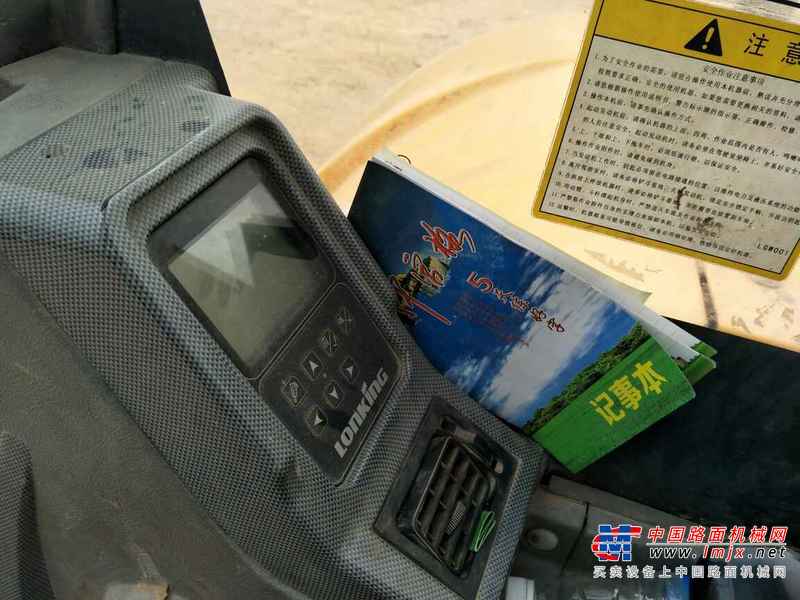 山东出售转让二手8500小时2011年龙工LG6085挖掘机